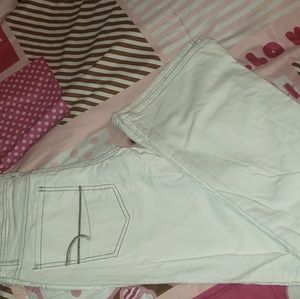 American eagle white pants